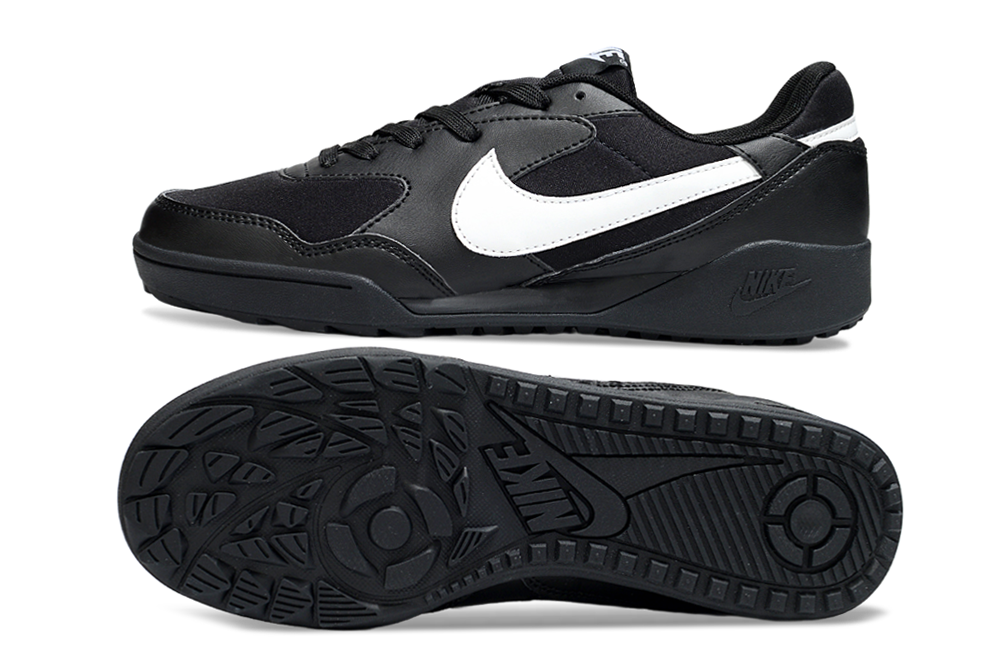 Chuteira Nike Terra Manta Society