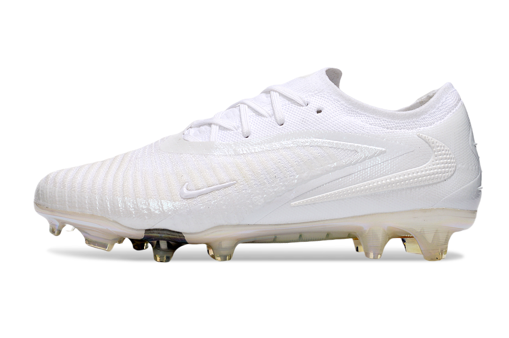Chuteira Nike Phantom GX III Low Elite Campo