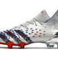 Chuteira Adidas Predator Freak+ 1. Campo