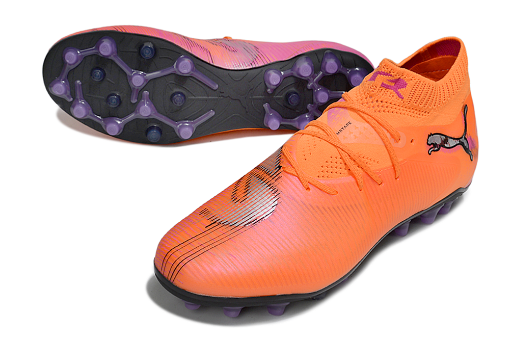 Chuteira Puma Future 8 Ultimate Suiço