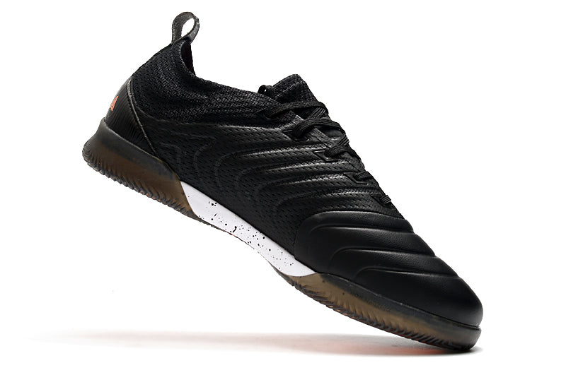 Chuteira Adidas Copa Futsal