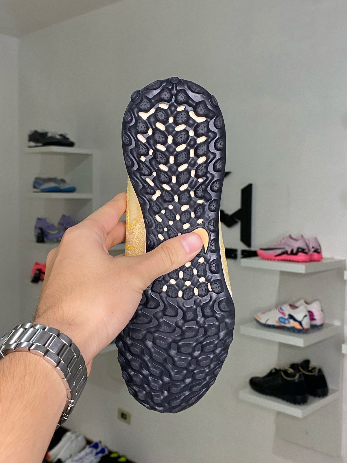 Chuteira Nike Phantom GX Elite Society (PRONTA ENTREGA)