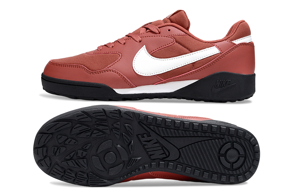 Chuteira Nike Terra Manta Society