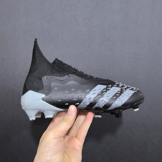 Chuteira Adidas Predator Elite Campo Kids