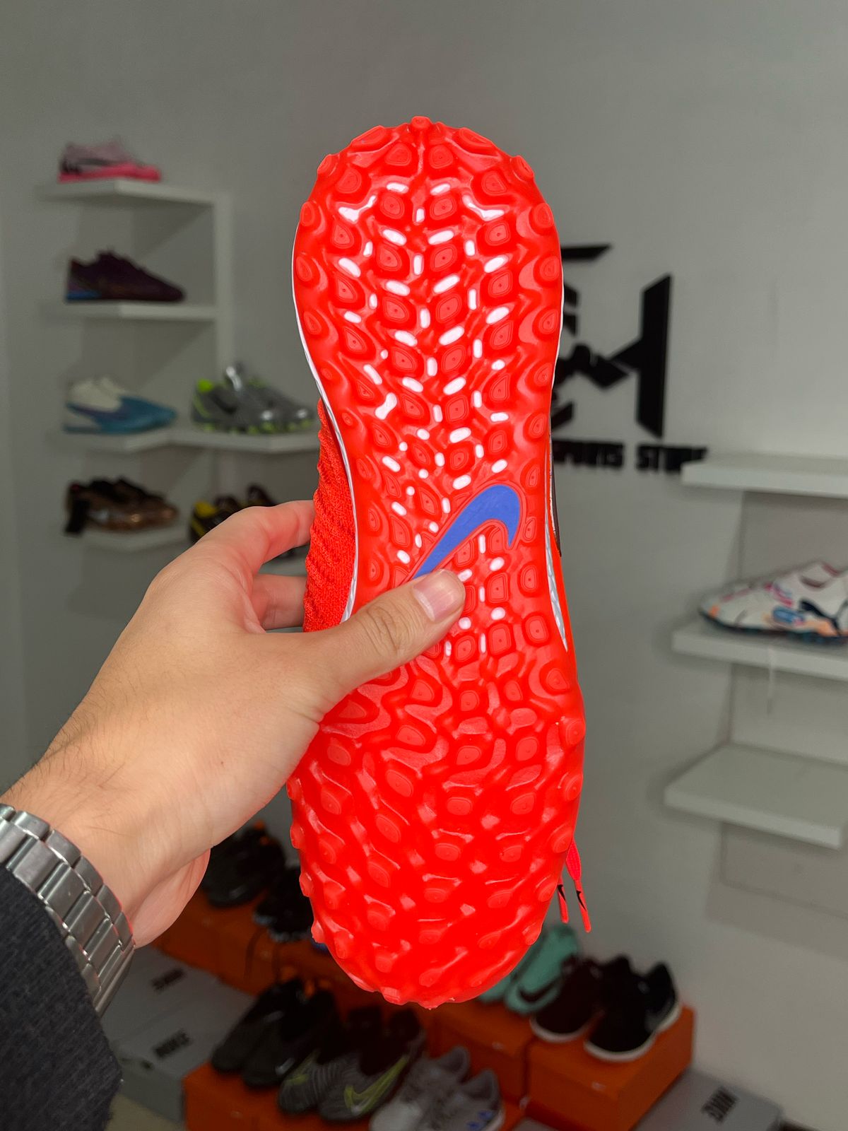 Chuteira Nike Phantom Luna Elite Society (PRONTA ENTREGA)