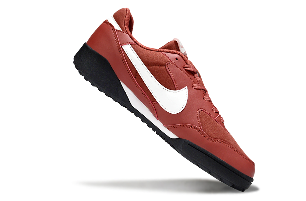 Chuteira Nike Terra Manta Society