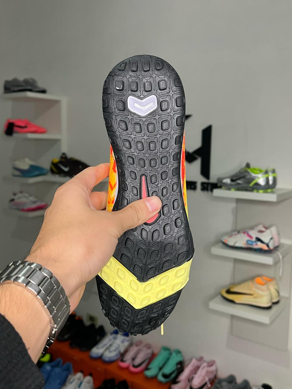 Chuteira Nike Mercurial Airzoom Superfly Elite Society (PRONTA ENTREGA)