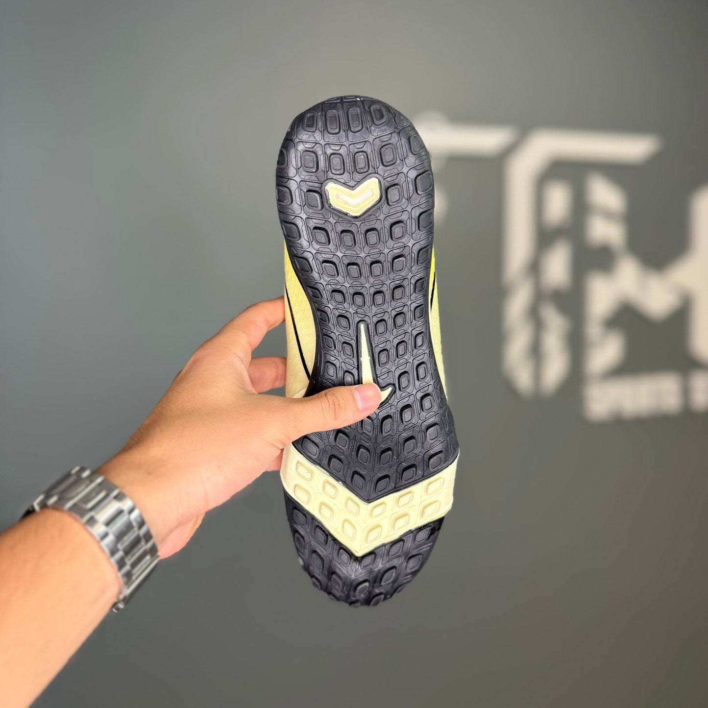 Chuteira Nike Mercurial Air Zoom Vapor XV Elite Society (PRONTA ENTREGA)