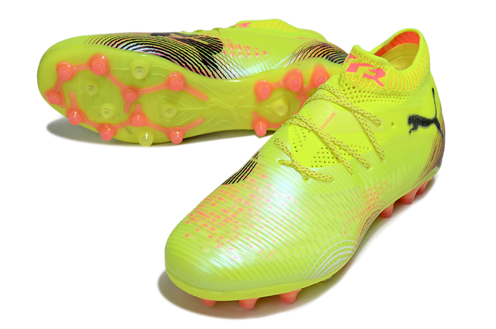 Chuteira Puma Future 8 Ultimate Suiço