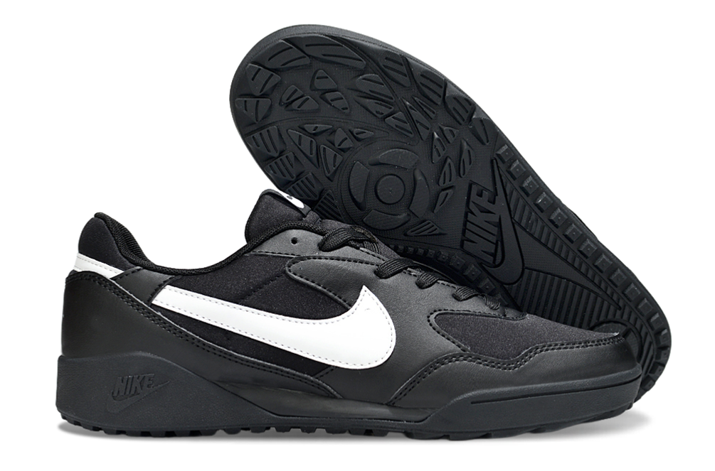 Chuteira Nike Terra Manta Society