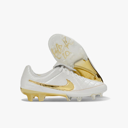 Chuteira Nike Tiempo "R10" Legend Campo