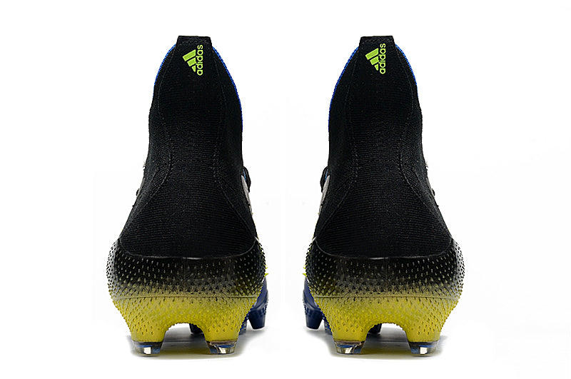 Chuteira Adidas Predator Freak+ 1. Campo