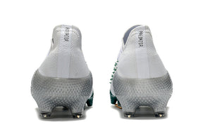 Chuteira Adidas Predator Freak+ Low .1 Campo