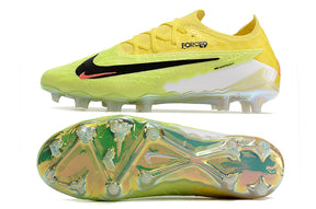 Chuteira Nike Phantom GX Low Elite FG Campo