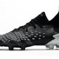 Chuteira Adidas Predator Freak+ 1. Campo