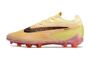 Chuteira Nike Phantom GX Low Elite FG Campo