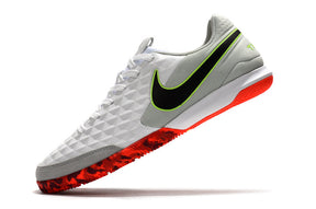 Chuteira Nike Legend VIII Academy Futsal