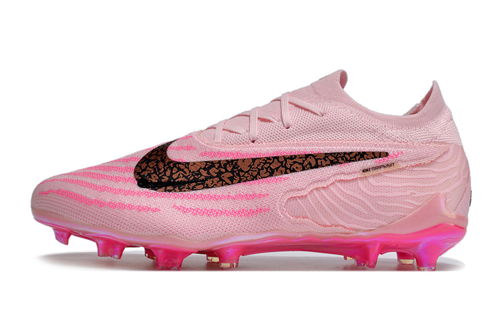 Chuteira Nike Phantom GX Low Elite FG Campo