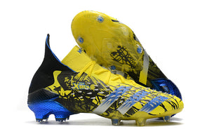 Chuteira Adidas Predator Freak+ 1. Campo