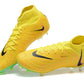 Chuteira Nike Phantom Luna Elite Campo